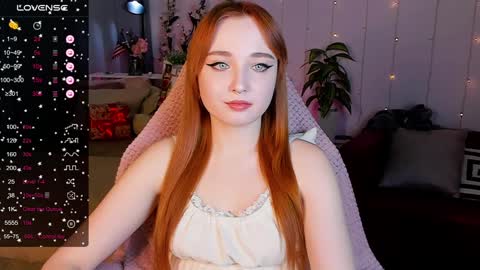 Snapshot of emma_chery chatting on 17, 12, 2024 Emma online show from 17, 12, 2024