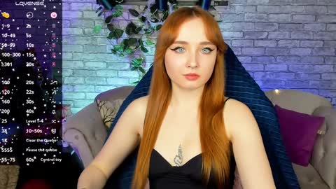 Snapshot of emma_chery chatting on 11, 1, 2025 Emma online show from 11, 1, 2025