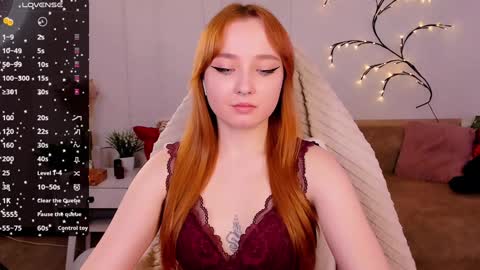 Snapshot of emma_chery chatting on 14, 1, 2025 Emma online show from 14, 1, 2025
