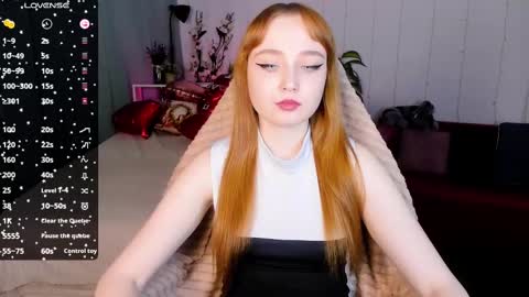 Snapshot of emma_chery chatting on 13, 2, 2025 Emma online show from 13, 2, 2025