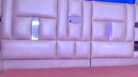 Snapshot of emma_curvy1 chatting on 3, 10, 2025 Emma online show from 3, 10, 2025