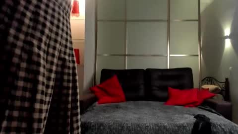 Emma online show from 19, 12, 2025