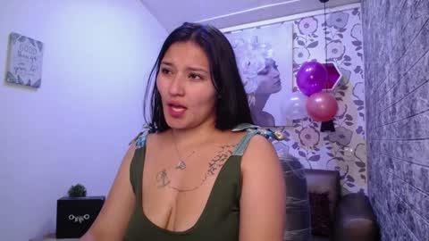 Snapshot of emma_garciaa_ chatting on 7, 2, 2025 emma online show from 7, 2, 2025