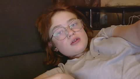 Snapshot of emma_gardens chatting on 15, 12, 2025 emma_gardens online show from 15, 12, 2025