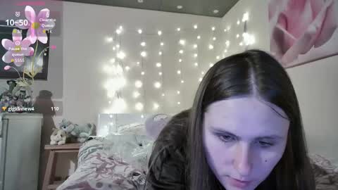 emma_just online show from 11, 10, 2025