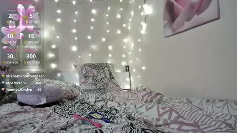 emma_just online show from 29, 10, 2025