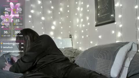 emma_just online show from 13, 4, 2026