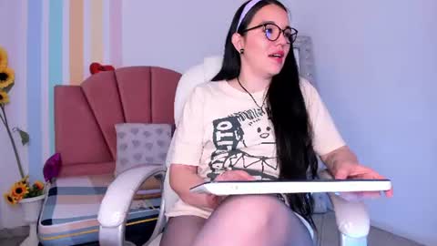 Emma  online show from 27, 6, 2026