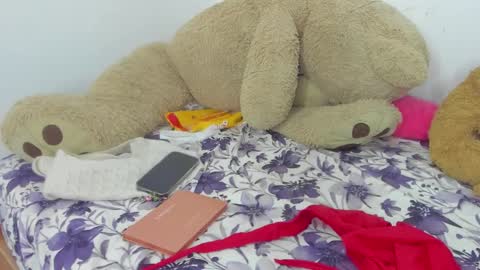 whises lits        online show from 13, 10, 2025