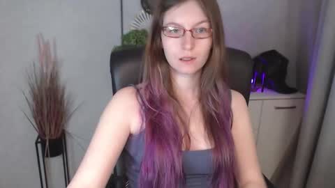 Snapshot of emma_lust94 chatting on 29, 10, 2025 emma online show from 29, 10, 2025