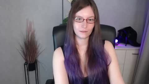 Snapshot of emma_lust94 chatting on 6, 11, 2025 emma online show from 6, 11, 2025