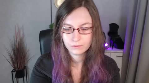 Snapshot of emma_lust94 chatting on 20, 11, 2025 emma online show from 20, 11, 2025