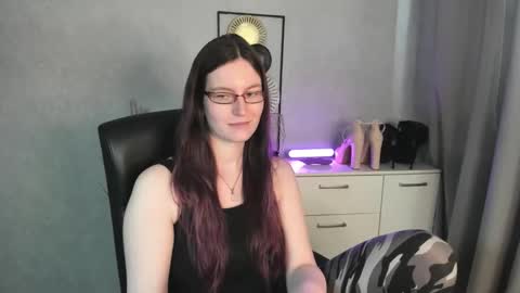 Snapshot of emma_lust94 chatting on 27, 4, 2026 emma online show from 27, 4, 2026