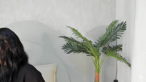 Emma Morgann online show from 2, 12, 2025