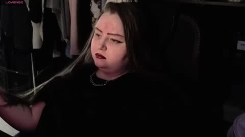 Emma Razumovskaya online show from 21, 11, 2025