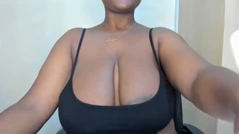 Snapshot of emma_remi chatting on 23, 2, 2025 emma_remi online show from 23, 2, 2025