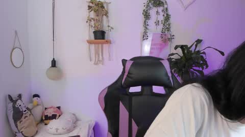Snapshot of emma_rinaldi_ chatting on 8, 5, 2026 Emma online show from 8, 5, 2026