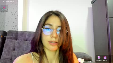 Snapshot of emma_sandovaal chatting on 15, 12, 2024 Emma online show from 15, 12, 2024