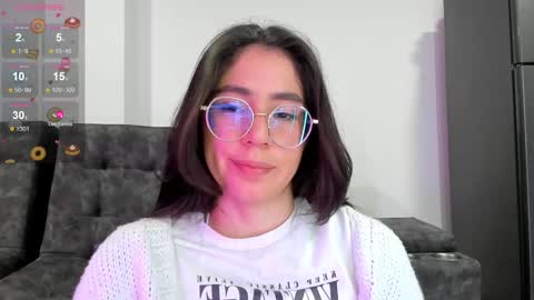 Snapshot of emma_sandovaal chatting on 10, 1, 2025 Emma online show from 10, 1, 2025