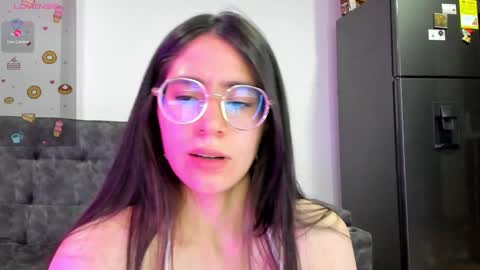 Snapshot of emma_sandovaal chatting on 16, 1, 2025 Emma online show from 16, 1, 2025