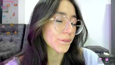 Snapshot of emma_sandovaal chatting on 18, 1, 2025 Emma online show from 18, 1, 2025