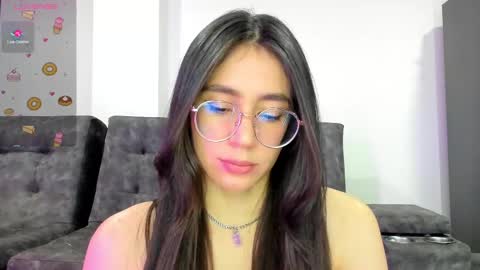 Snapshot of emma_sandovaal chatting on 14, 2, 2025 Emma online show from 14, 2, 2025