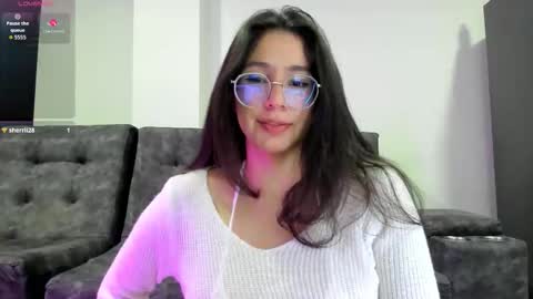 Snapshot of emma_sandovaal chatting on 20, 10, 2025 Emma online show from 20, 10, 2025