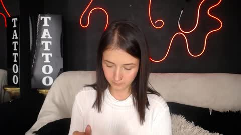 Emma Black online show from 16, 4, 2026