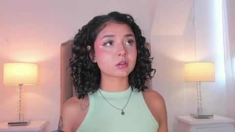Snapshot of emma_torres__ chatting on 23, 4, 2026 Ema online show from 23, 4, 2026