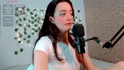 Emma  online show from 12, 12, 2024