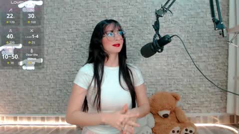 Snapshot of emma_unu chatting on 19, 5, 2026 Emma online show from 19, 5, 2026