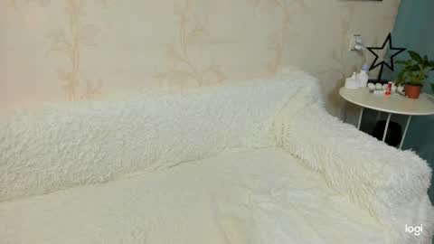 Snapshot of emmaamazingeyes chatting on 11, 12, 2024 Emma 31487 online show from 11, 12, 2024