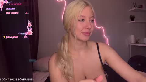 Snapshot of emmaandjake chatting on 13, 7, 2026 emmaandjake online show from 13, 7, 2026