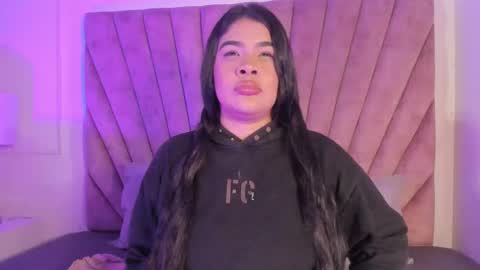 emma becket online show from 3, 2, 2026