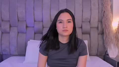 Snapshot of emmabeel chatting on 20, 6, 2026 Emma online show from 20, 6, 2026