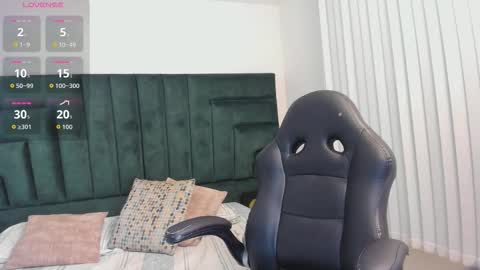 Emma  online show from 13, 11, 2025