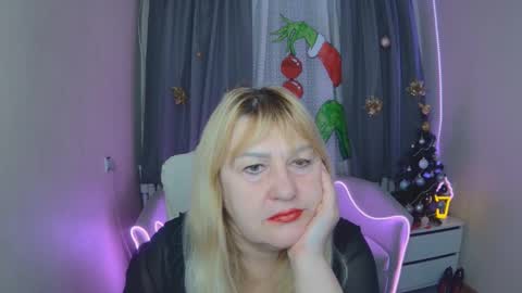 emmaellison924117 online show from 17, 12, 2025