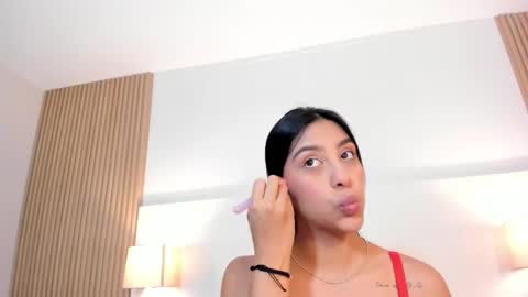 emmaespencer  online show from 16, 5, 2026