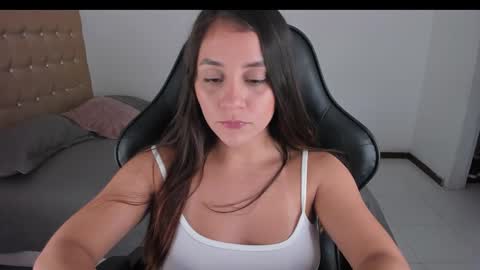 Jennifer online show from 13, 12, 2024