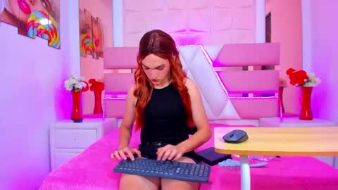 Emma Hilton online show from 14, 5, 2026
