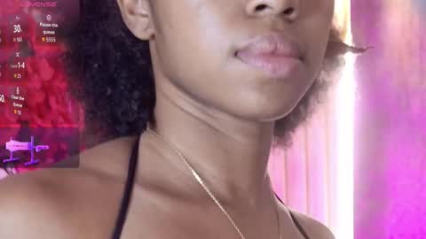 Snapshot of emmalove01 chatting on 15, 2, 2026 emmalove01 online show from 15, 2, 2026