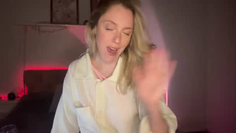 Snapshot of emmaonlyx1 chatting on 14, 6, 2026 emmaonlyx1 online show from 14, 6, 2026
