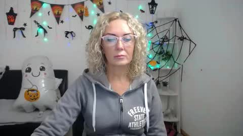 Emma online show from 19, 10, 2025