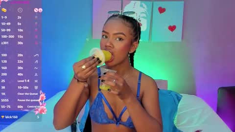 Emma online show from 19, 11, 2025