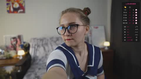 Mia online show from 27, 9, 2025