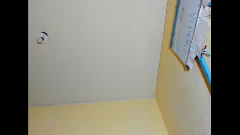 Snapshot of emmawuilian chatting on 2, 12, 2024 hi im emmalina welcome to your happy place online show from 2, 12, 2024
