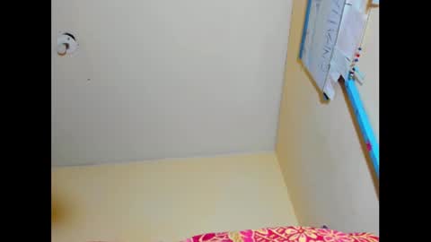 Snapshot of emmawuilian chatting on 12, 1, 2025 hi im emmalina welcome to your happy place online show from 12, 1, 2025