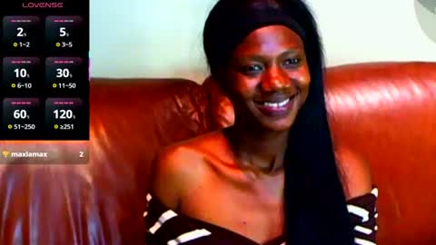Snapshot of emmiblaq chatting on 15, 7, 2026 emmiblaq online show from 15, 7, 2026