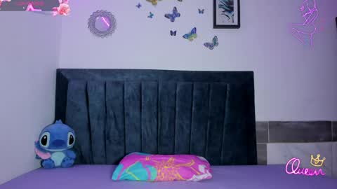Snapshot of emmie_bunny chatting on 3, 5, 2026 Emmie online show from 3, 5, 2026