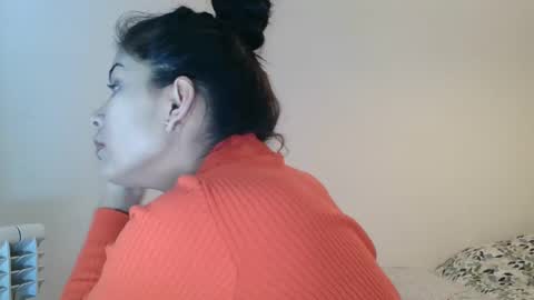 Snapshot of emmie_xxx chatting on 8, 1, 2025 emmie online show from 8, 1, 2025